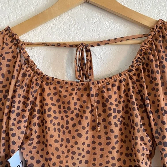 Polka Dot Long Sleeve Top - Picture 3 of 4